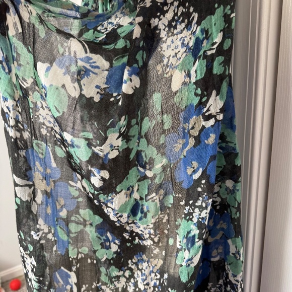 Floral Scarf - Picture 4 of 5